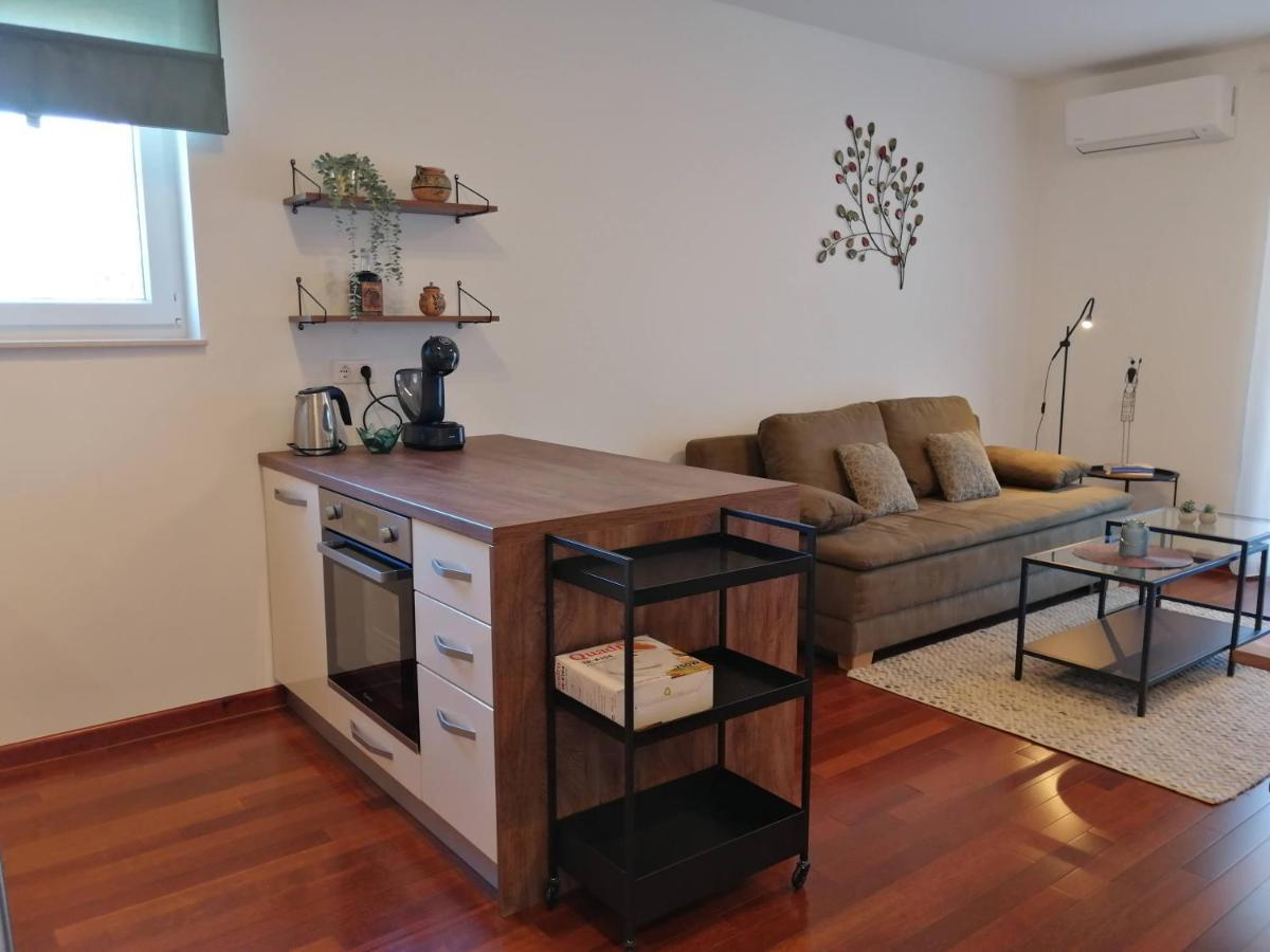 Apartment Iva シロ エクステリア 写真